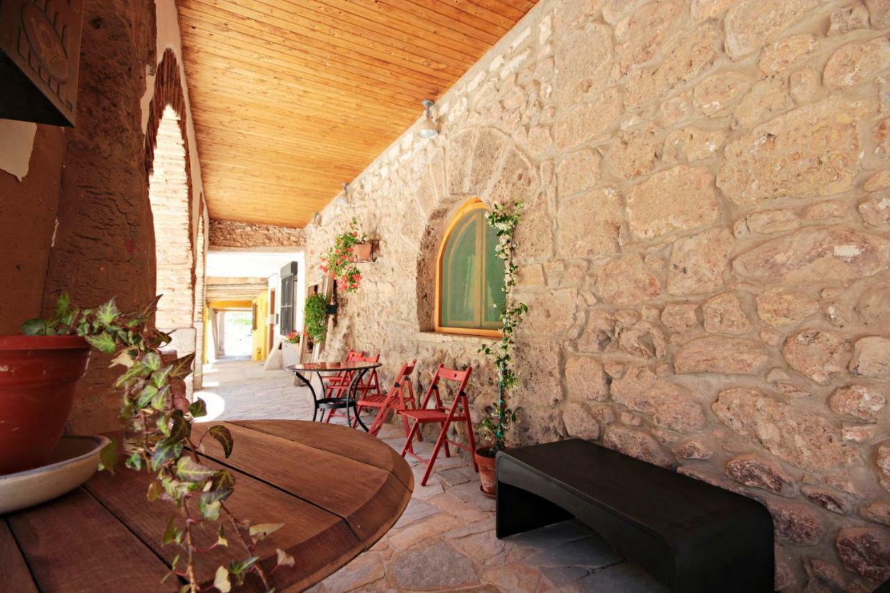 Domitila Rooms Clavijo Екстериор снимка